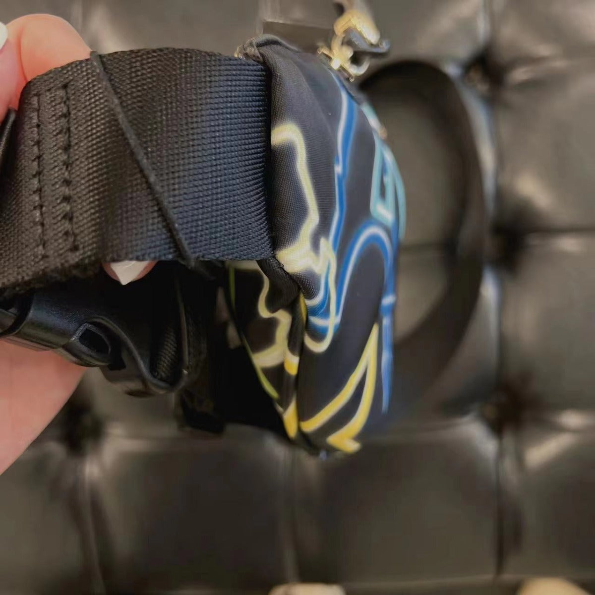 KARL LAGERFELD PARIS LH1IE1AG AMOUR NYLON BELT BAG IN BLACK/NEON CLPS KARL LAGERFELD PARIS LH1IE1AG AMOUR NYLON BELT BAG IN BLACK/NEON CLPS